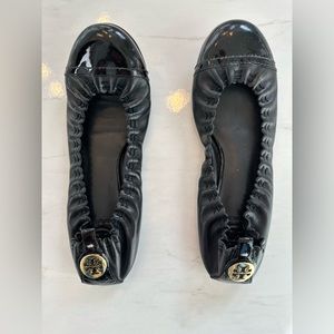 Tory Burch black leather patent toe ballet flats